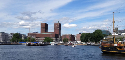 Oslo – Sehenswürdigkeiten: Akershus, Dom, Holmenkollen